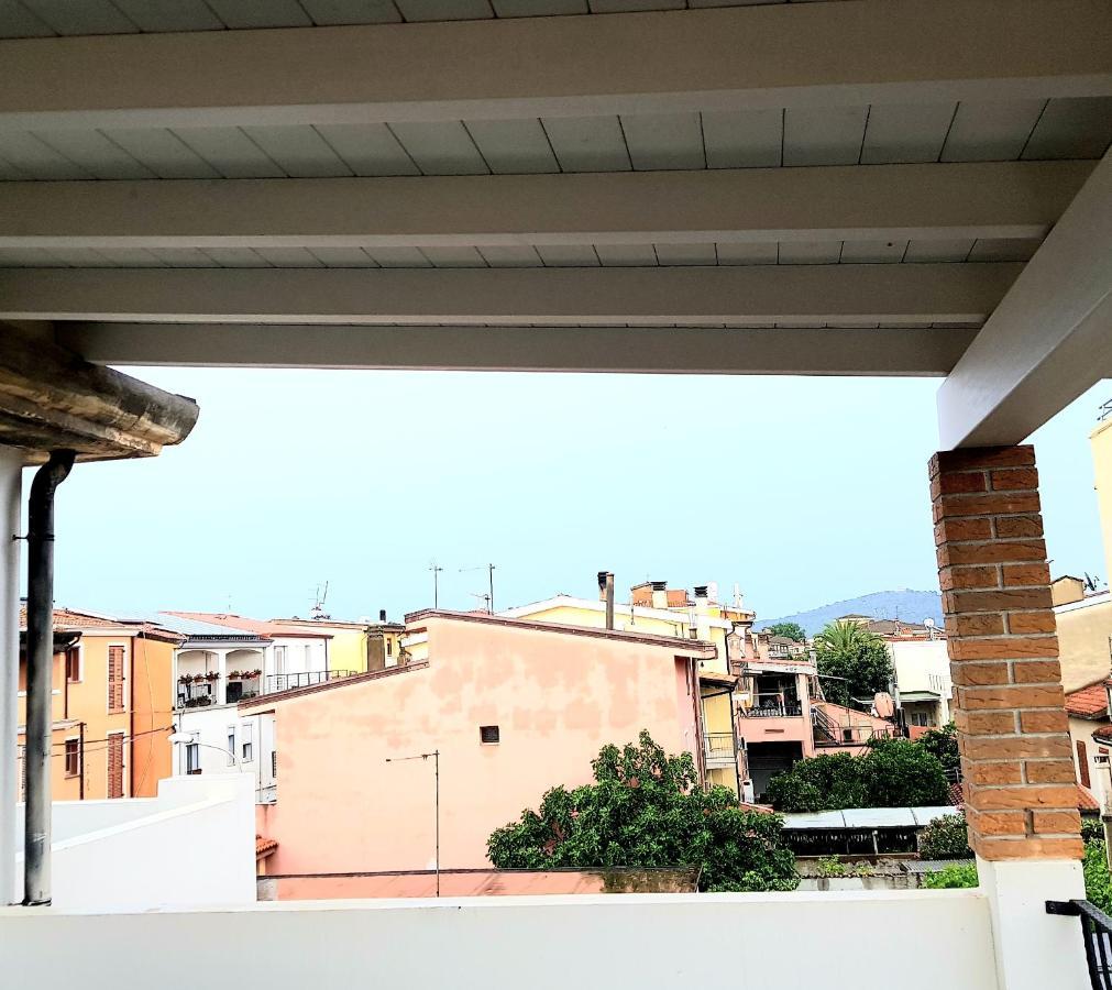 L' Attico Apartment Tortoli Exterior photo